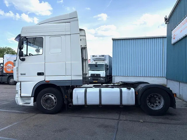 DAF XF 105.460 SPACECAB (ZF-MANUAL GEARBOX / 2x DIESELTANK / MX-ENGINE BRAKE / AIRCONDITIONING / FRIDGE / ETC. - Cabeza tractora: foto 5 DAF XF 105.460 SPACECAB (ZF-MANUAL GEARBOX / 2x DIESELTANK / MX-ENGINE BRAKE / AIRCONDITIONING / FRIDGE / ETC. - Cabeza tractora: foto 5