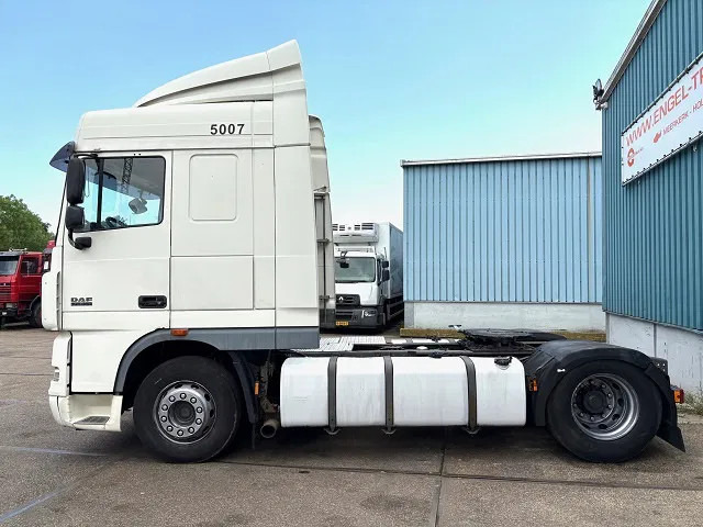 DAF XF 105.460 SPACECAB (ZF16 MANUAL GEARBOX / MX-BRAKE / 870+430 LITER TANK / FRIDGE / AIRCONDITIONING) - Cabeza tractora: foto 5 DAF XF 105.460 SPACECAB (ZF16 MANUAL GEARBOX / MX-BRAKE / 870+430 LITER TANK / FRIDGE / AIRCONDITIONING) - Cabeza tractora: foto 5