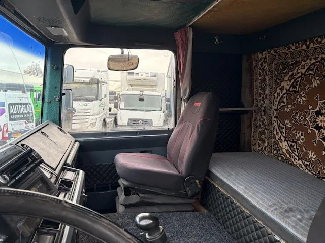 Cabeza tractora Renault R385 Major (2 CULASSE / LAMES / GRAND PONT / 2 CILINDER HEADS / STEEL SUSPENSION / REDUCTION AXLE): foto 11