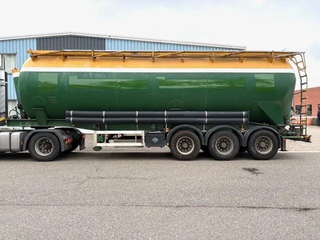 Feldbinder KIP48 3 3-AXLE 48M3 KIPPING SILO TRAILER (SAF AXLES / DRUM BRAKES / 4 COMPARTMENTS) - Cisterna semirremolque: foto 5 Feldbinder KIP48 3 3-AXLE 48M3 KIPPING SILO TRAILER (SAF AXLES / DRUM BRAKES / 4 COMPARTMENTS) - Cisterna semirremolque: foto 5