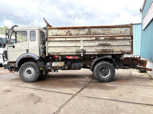 Mercedes-Benz SK 1838 K V8 4x2 FULL STEEL KIPPER (ZF16 MANUAL GEARBOX / FULL STEEL SUSPENSION / REDUCTION AXLE / P.T.O.) - Volquete camión: foto 4 Mercedes-Benz SK 1838 K V8 4x2 FULL STEEL KIPPER (ZF16 MANUAL GEARBOX / FULL STEEL SUSPENSION / REDUCTION AXLE / P.T.O.) - Volquete camión: foto 4