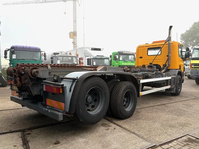 Scania P114-340 6x2 WITH MULTILIFT CONTAINERSYSTEM ONLY 80.500 KM!! ORIGINAL (10 TIRES / FULL STEEL SUSPENSION / 12 GEARS MANUAL GEARBO - Portacontenedore/ Intercambiable camión: foto 3 Scania P114-340 6x2 WITH MULTILIFT CONTAINERSYSTEM ONLY 80.500 KM!! ORIGINAL (10 TIRES / FULL STEEL SUSPENSION / 12 GEARS MANUAL GEARBO - Portacontenedore/ Intercambiable camión: foto 3