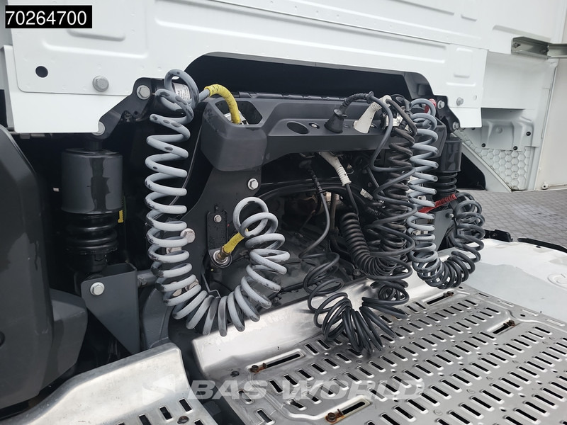 DAF XF 480 4X2 Mega 2xTanks ACC LED Euro 6 - Cabeza tractora: foto 2 DAF XF 480 4X2 Mega 2xTanks ACC LED Euro 6 - Cabeza tractora: foto 2