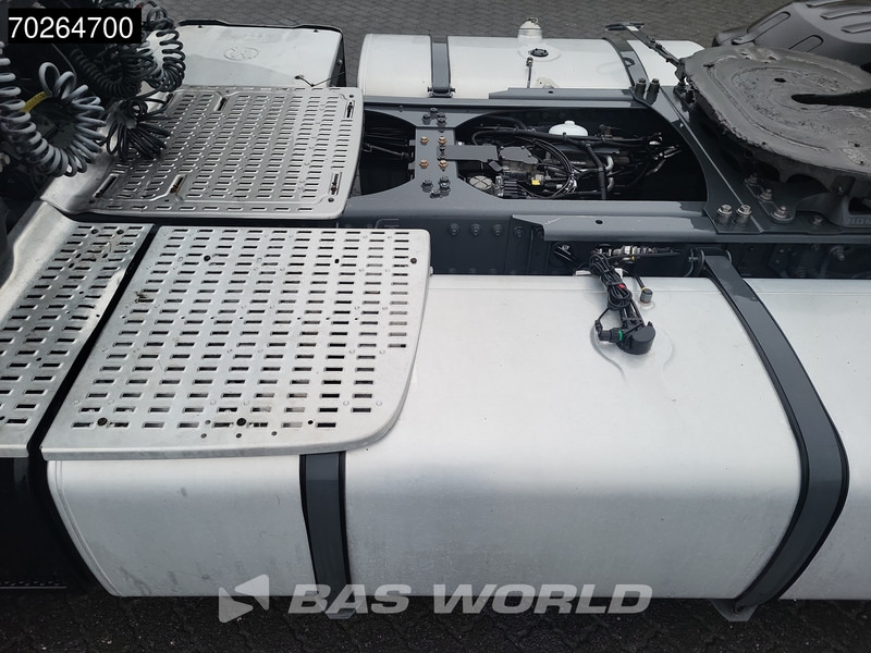 DAF XF 480 4X2 Mega 2xTanks ACC LED Euro 6 - Cabeza tractora: foto 5 DAF XF 480 4X2 Mega 2xTanks ACC LED Euro 6 - Cabeza tractora: foto 5