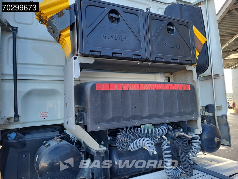 DAF XF 530 6X4 Low Mileage! 120T SSC Retarder 2x Tanks - Cabeza tractora: foto 5 DAF XF 530 6X4 Low Mileage! 120T SSC Retarder 2x Tanks - Cabeza tractora: foto 5