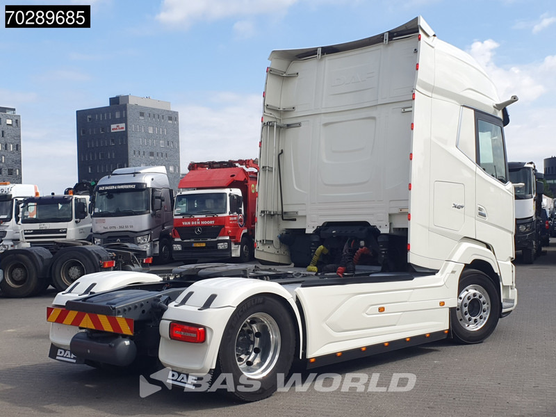 Cabeza tractora DAF XG+ 530 4X2 Retarder 2x Tanks Leather Standklima ACC: foto 5