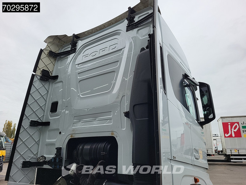 Ford F-Max 500 4X2 Retarder Standairco 2xTanks ACC LED Euro 6 - Cabeza tractora: foto 5 Ford F-Max 500 4X2 Retarder Standairco 2xTanks ACC LED Euro 6 - Cabeza tractora: foto 5