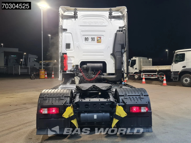 Ford F-Max 500 4X2 Retarder Standklima 2xTanks ACC LED Euro 6 - Cabeza tractora: foto 3 Ford F-Max 500 4X2 Retarder Standklima 2xTanks ACC LED Euro 6 - Cabeza tractora: foto 3