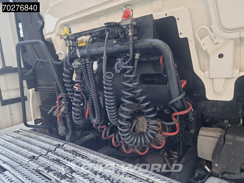 MAN TGX 18.460 4X2 XLX 2x Tanks Navi - Cabeza tractora: foto 5 MAN TGX 18.460 4X2 XLX 2x Tanks Navi - Cabeza tractora: foto 5