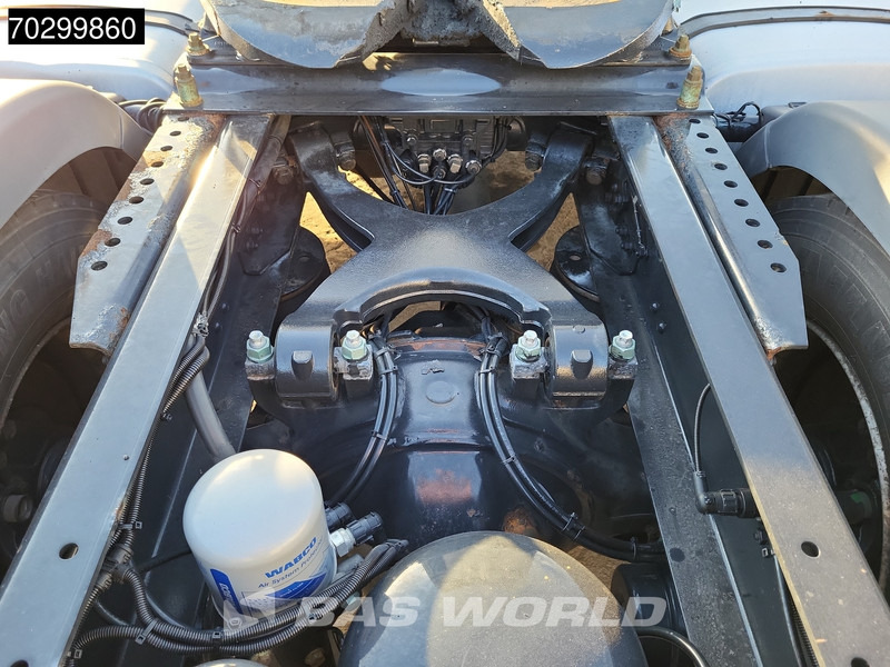 Cabeza tractora MAN TGX 18.460 4X2 XLX Retarder 2x Tanks: foto 11 Cabeza tractora MAN TGX 18.460 4X2 XLX Retarder 2x Tanks: foto 11