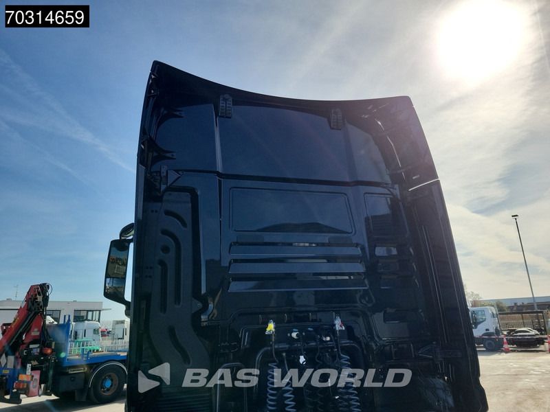 MAN TGX 18.470 4X2 GX Retarder 2xTanks Standklima - Cabeza tractora: foto 3 MAN TGX 18.470 4X2 GX Retarder 2xTanks Standklima - Cabeza tractora: foto 3