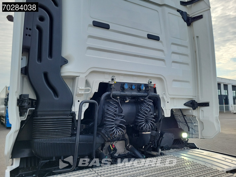 MAN TGX 18.480 4X2 GM Retarder Full-Air 2x Tanks Standklima LED - Cabeza tractora: foto 3 MAN TGX 18.480 4X2 GM Retarder Full-Air 2x Tanks Standklima LED - Cabeza tractora: foto 3