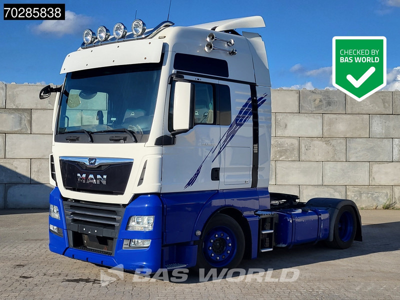 MAN TGX 18.500 4X2 Mega XXL Retarder Standklima 2xTanks ACC Euro 6 - Cabeza tractora: foto 1 MAN TGX 18.500 4X2 Mega XXL Retarder Standklima 2xTanks ACC Euro 6 - Cabeza tractora: foto 1