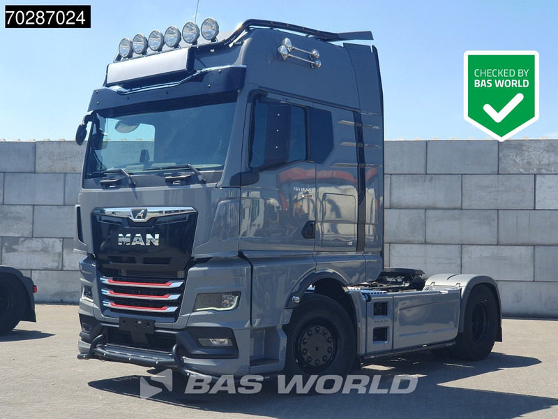 MAN TGX 18.520 4X2 Individual Lion S! GX Retarder Full-Air 2x Tanks Navi LED ACC Euro 6 - Cabeza tractora: foto 1 MAN TGX 18.520 4X2 Individual Lion S! GX Retarder Full-Air 2x Tanks Navi LED ACC Euro 6 - Cabeza tractora: foto 1