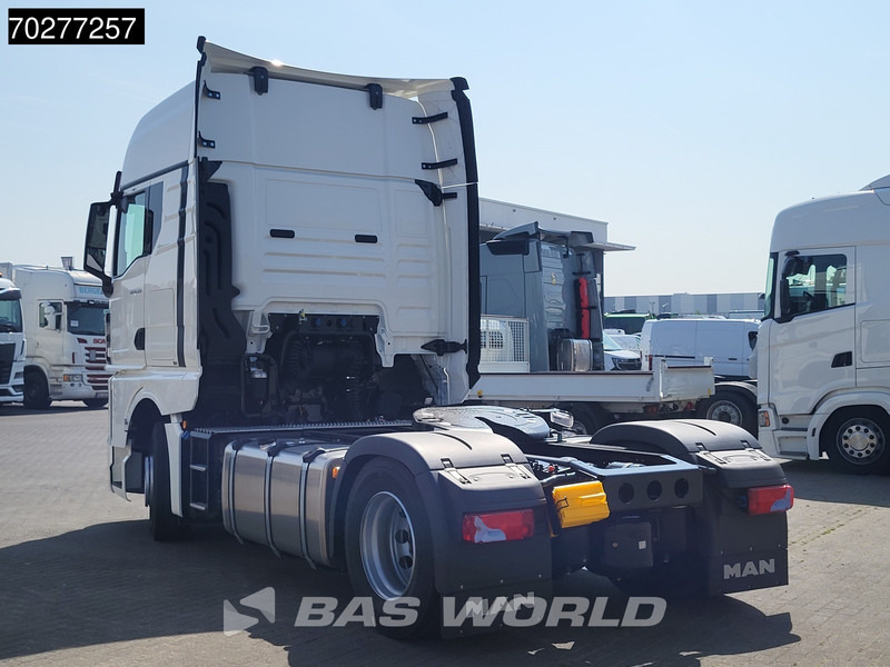 MAN TGX 18.520 4X2 NEW! GX Retarder 2x Tanks Standklima ACC - Cabeza tractora: foto 2 MAN TGX 18.520 4X2 NEW! GX Retarder 2x Tanks Standklima ACC - Cabeza tractora: foto 2