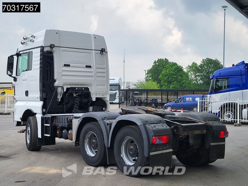 MAN TGX 33.500 TGX 6X4 Low Mileage! XLX Retarder Big-Axle Navi ACC - Cabeza tractora: foto 2 MAN TGX 33.500 TGX 6X4 Low Mileage! XLX Retarder Big-Axle Navi ACC - Cabeza tractora: foto 2