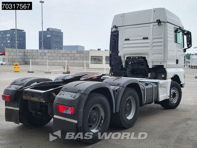 MAN TGX 33.500 TGX 6X4 Low Mileage! XLX Retarder Big-Axle Navi ACC - Cabeza tractora: foto 5 MAN TGX 33.500 TGX 6X4 Low Mileage! XLX Retarder Big-Axle Navi ACC - Cabeza tractora: foto 5