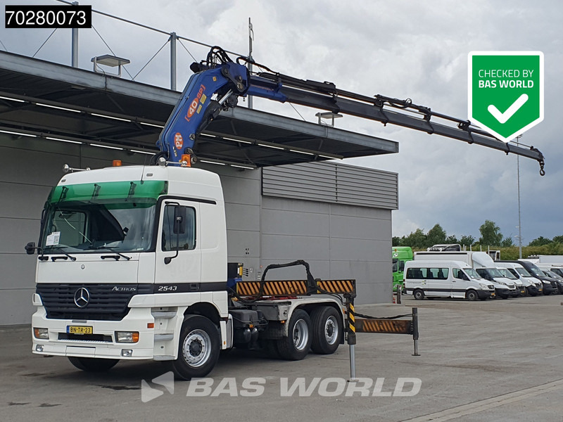 Mercedes-Benz Actros 2543 Actros 6X2 NL-Truck Liftachse 3-Pedals Kran 9x Extensions PM 40 SP 2010 + Winch Euro 3 - Cabeza tractora: foto 5 Mercedes-Benz Actros 2543 Actros 6X2 NL-Truck Liftachse 3-Pedals Kran 9x Extensions PM 40 SP 2010 + Winch Euro 3 - Cabeza tractora: foto 5