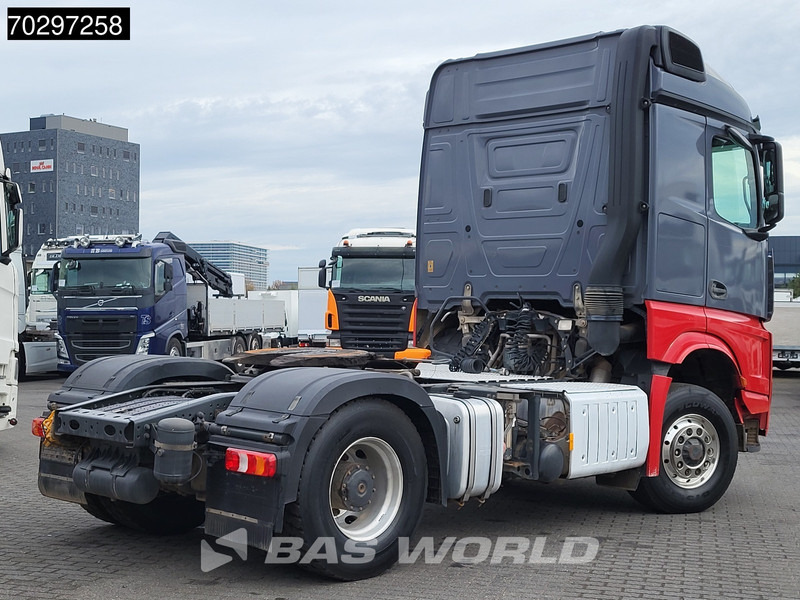 Mercedes-Benz Arocs 1845 Arocs 4X4 StreamSpace Retarder Hydrodrive Big-Axle Euro 6 - Cabeza tractora: foto 5 Mercedes-Benz Arocs 1845 Arocs 4X4 StreamSpace Retarder Hydrodrive Big-Axle Euro 6 - Cabeza tractora: foto 5