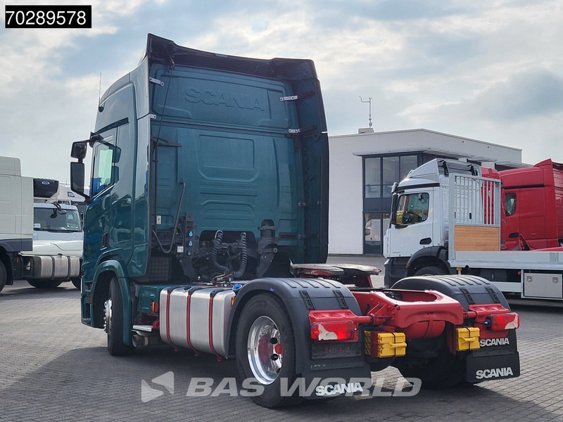 Scania R450 4X2 65T! Retarder PTO Standklima Alcoa Navi ACC Euro 6 - Cabeza tractora: foto 2 Scania R450 4X2 65T! Retarder PTO Standklima Alcoa Navi ACC Euro 6 - Cabeza tractora: foto 2