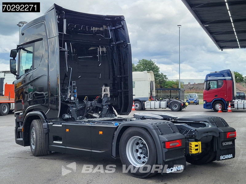 Scania S500 4X2 NEW! Full-Air Retarder Leder 2x Tanks ACC Standklima - Cabeza tractora: foto 2 Scania S500 4X2 NEW! Full-Air Retarder Leder 2x Tanks ACC Standklima - Cabeza tractora: foto 2