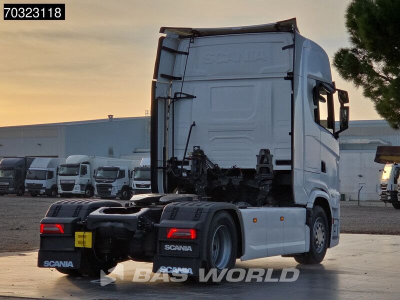 Scania S500 4X2 NEW! Retarder Full-Air 2xTanks LED ACC Standklima Leder Navi Euro 6 - Cabeza tractora: foto 2 Scania S500 4X2 NEW! Retarder Full-Air 2xTanks LED ACC Standklima Leder Navi Euro 6 - Cabeza tractora: foto 2