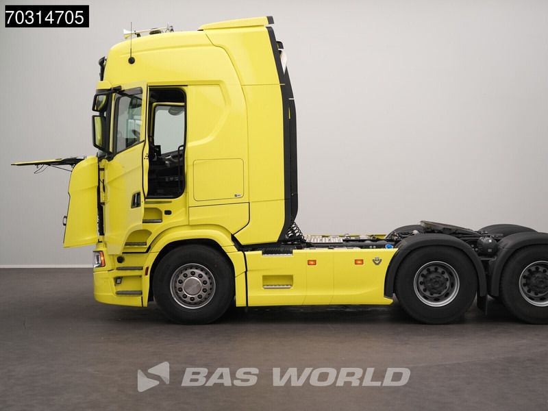 Cabeza tractora nuevo Scania S590 6X4 NEW! Full-Air Retarder 2xTanks Big-Axle Standklima Leder Navi: foto 10