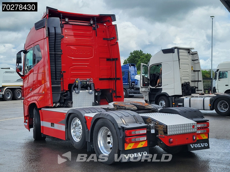Volvo FH16 750 FH16 6X2 Special-Interior Full-Air Work-Remote Dynamic Steering Alcoa ACC Xenon - Cabeza tractora: foto 2 Volvo FH16 750 FH16 6X2 Special-Interior Full-Air Work-Remote Dynamic Steering Alcoa ACC Xenon - Cabeza tractora: foto 2