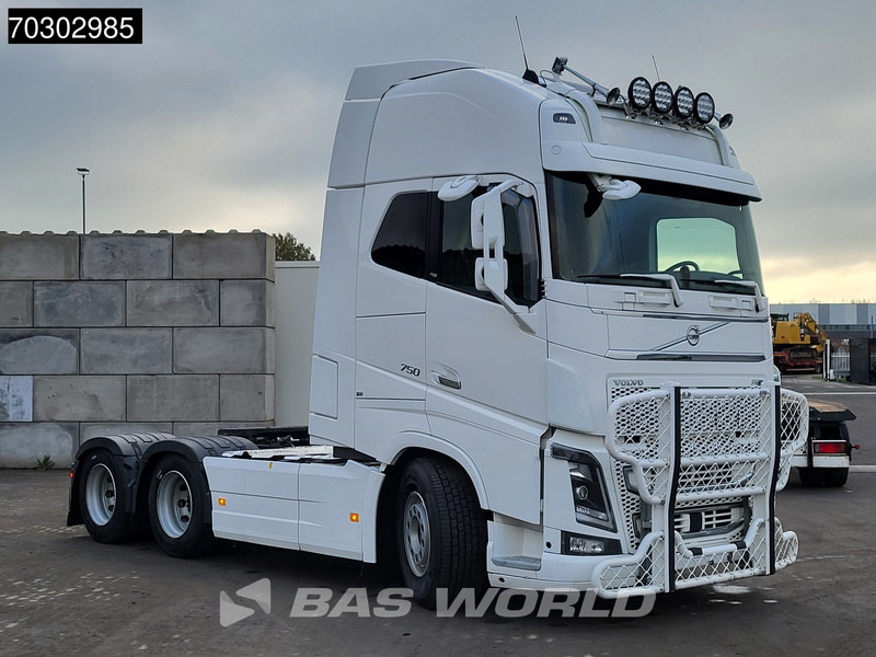 Volvo FH16 750 FH16 6X4 XL Retarder Full-Air 2xTanks Hydraulik - Cabeza tractora: foto 3 Volvo FH16 750 FH16 6X4 XL Retarder Full-Air 2xTanks Hydraulik - Cabeza tractora: foto 3