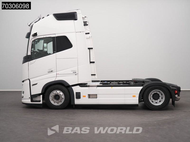 Leasing financiero de Volvo FH16 780 4X2 NEW! XL Retarder Full-Air I-ParkCool 2xTanks Alcoa's leasing Volvo FH16 780 4X2 NEW! XL Retarder Full-Air I-ParkCool 2xTanks Alcoa's: foto 10 Leasing financiero de Volvo FH16 780 4X2 NEW! XL Retarder Full-Air I-ParkCool 2xTanks Alcoa's leasing Volvo FH16 780 4X2 NEW! XL Retarder Full-Air I-ParkCool 2xTanks Alcoa's: foto 10