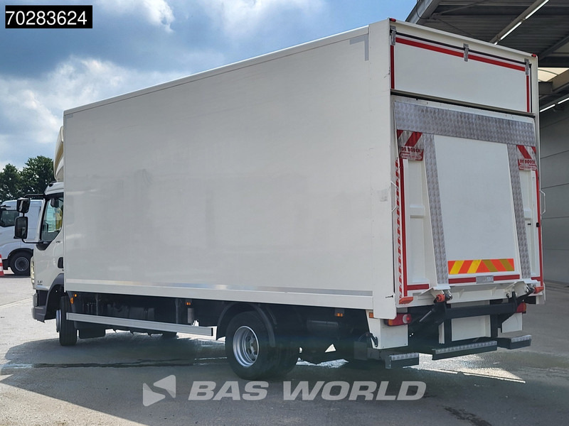 DAF LF 210 4X2 LOW Mileage! 2000kg Ladebordwand Automatic Navi ACC Euro 6 - Camión caja cerrada: foto 2 DAF LF 210 4X2 LOW Mileage! 2000kg Ladebordwand Automatic Navi ACC Euro 6 - Camión caja cerrada: foto 2