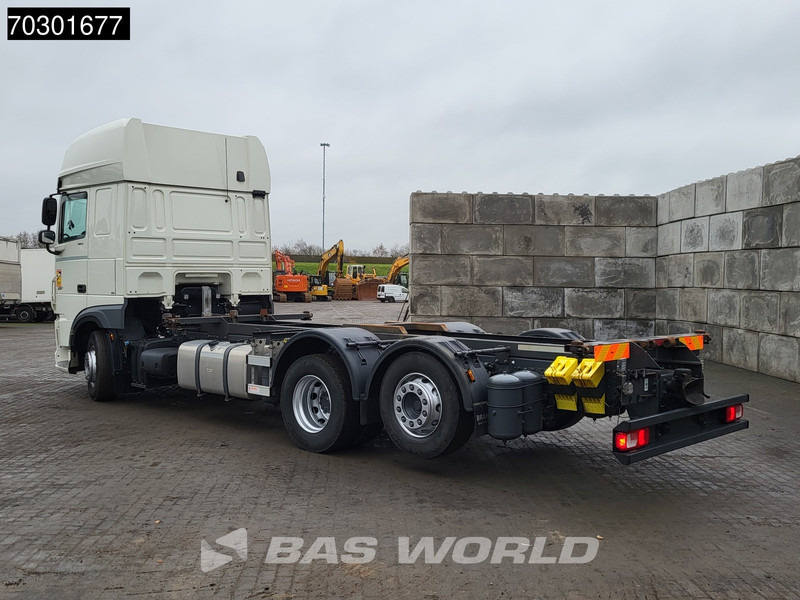 DAF XF 480 6X2 FAN Lift + Steering Axle Retarder Full Air - Portacontenedore/ Intercambiable camión: foto 2 DAF XF 480 6X2 FAN Lift + Steering Axle Retarder Full Air - Portacontenedore/ Intercambiable camión: foto 2