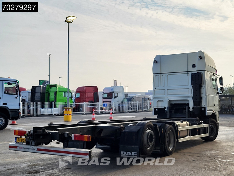 DAF XF105.460 XF 6X2 NL-Truck BDF Lift+steering axle Manual Euro 5 - Portacontenedore/ Intercambiable camión: foto 5 DAF XF105.460 XF 6X2 NL-Truck BDF Lift+steering axle Manual Euro 5 - Portacontenedore/ Intercambiable camión: foto 5