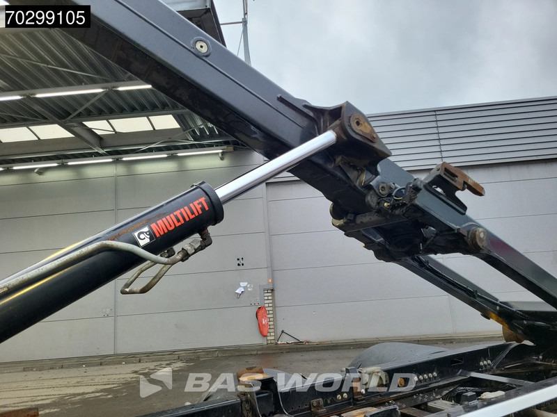 DAF XG 530 6X2 HIAB Multilift ULT21S61-WMITF Lift + Steering Axle Retarder Automatic Euro 6 - Multibasculante camión: foto 3 DAF XG 530 6X2 HIAB Multilift ULT21S61-WMITF Lift + Steering Axle Retarder Automatic Euro 6 - Multibasculante camión: foto 3