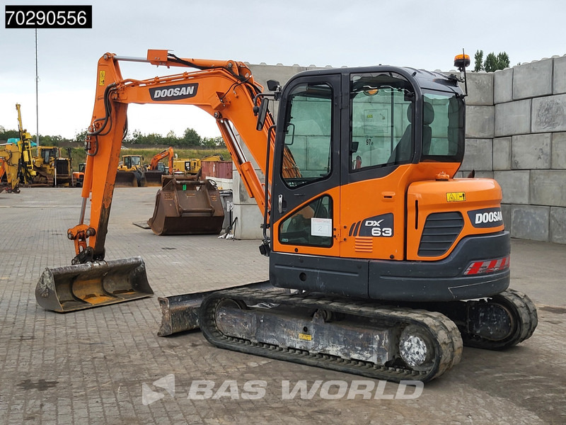 Doosan DX63-3 3 BUCKETS - A/C - Miniexcavadora: foto 5 Doosan DX63-3 3 BUCKETS - A/C - Miniexcavadora: foto 5