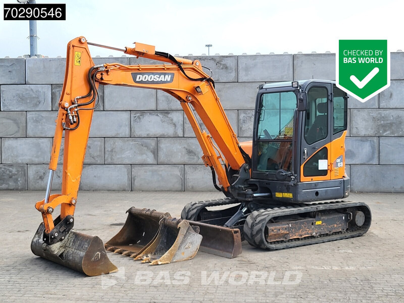 Doosan DX63-3 - Miniexcavadora: foto 1 Doosan DX63-3 - Miniexcavadora: foto 1