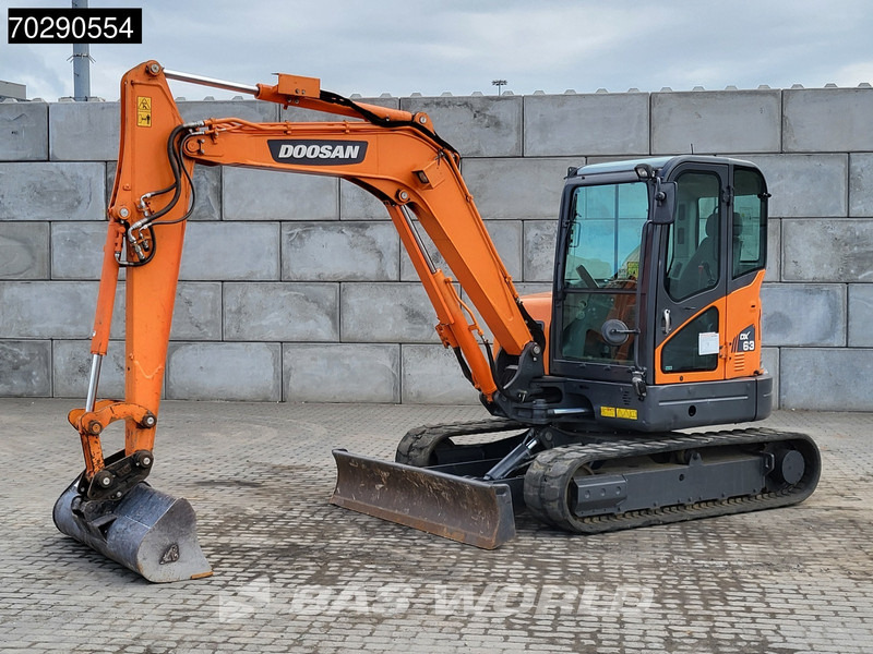 Doosan DX63-3 - Miniexcavadora: foto 2 Doosan DX63-3 - Miniexcavadora: foto 2
