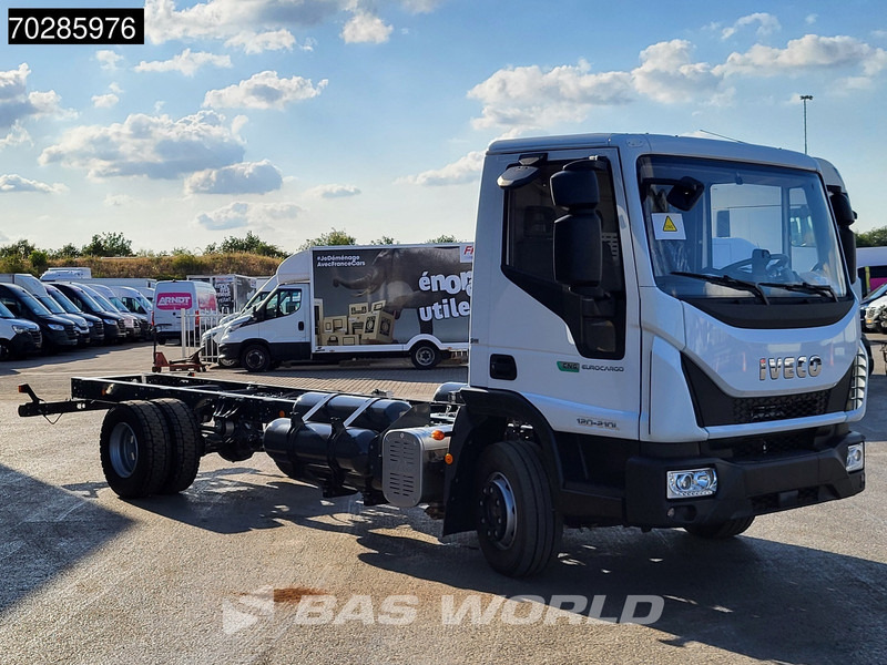 Iveco 120-210L 4X2 NEW 12tons chassis! CNG Engine Manual TELMA Retarder Euro 6 - Chasis camión: foto 3 Iveco 120-210L 4X2 NEW 12tons chassis! CNG Engine Manual TELMA Retarder Euro 6 - Chasis camión: foto 3
