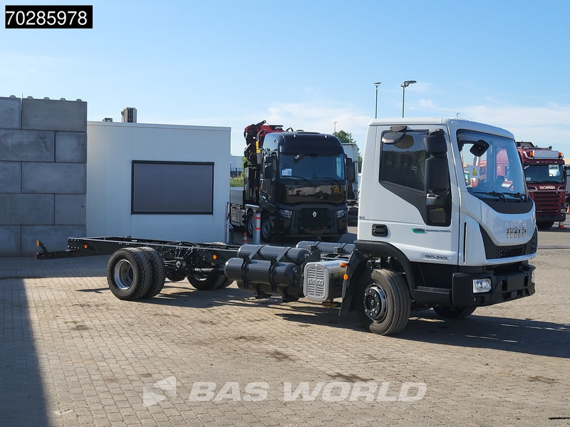 Iveco 120-210L 4X2 NEW 12tons chassis! CNG Engine TELMA Retarder Manual Euro 6 - Chasis camión: foto 3 Iveco 120-210L 4X2 NEW 12tons chassis! CNG Engine TELMA Retarder Manual Euro 6 - Chasis camión: foto 3