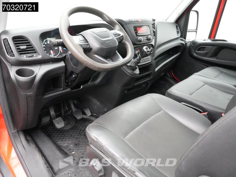 Iveco Daily 35C12 Kipper met Kist Dubbellucht 3,5t Trekhaak Airco Cruise Euro6 Tipper Benne Kieper A/C Towbar Cruise control - Volquete furgoneta: foto 5 Iveco Daily 35C12 Kipper met Kist Dubbellucht 3,5t Trekhaak Airco Cruise Euro6 Tipper Benne Kieper A/C Towbar Cruise control - Volquete furgoneta: foto 5
