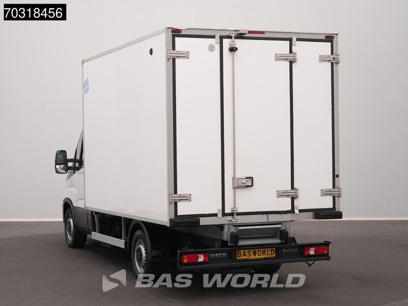 Iveco Daily 35S14 3.0L CNG Zijdeur Koelwagen Thermo King V-300 MAX Airco Cruise Camera Euro6 Bakwagen Koel Koeler Kühl Kühler Kühlwagen Kühl - Frigorífico furgoneta: foto 2 Iveco Daily 35S14 3.0L CNG Zijdeur Koelwagen Thermo King V-300 MAX Airco Cruise Camera Euro6 Bakwagen Koel Koeler Kühl Kühler Kühlwagen Kühl - Frigorífico furgoneta: foto 2