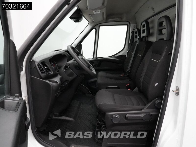 Iveco Daily 35S16 Automaat Bakwagen Achterdeuren 160PK Airco Camera Euro6 Meubelbak Koffer A/C - Furgoneta: foto 3 Iveco Daily 35S16 Automaat Bakwagen Achterdeuren 160PK Airco Camera Euro6 Meubelbak Koffer A/C - Furgoneta: foto 3