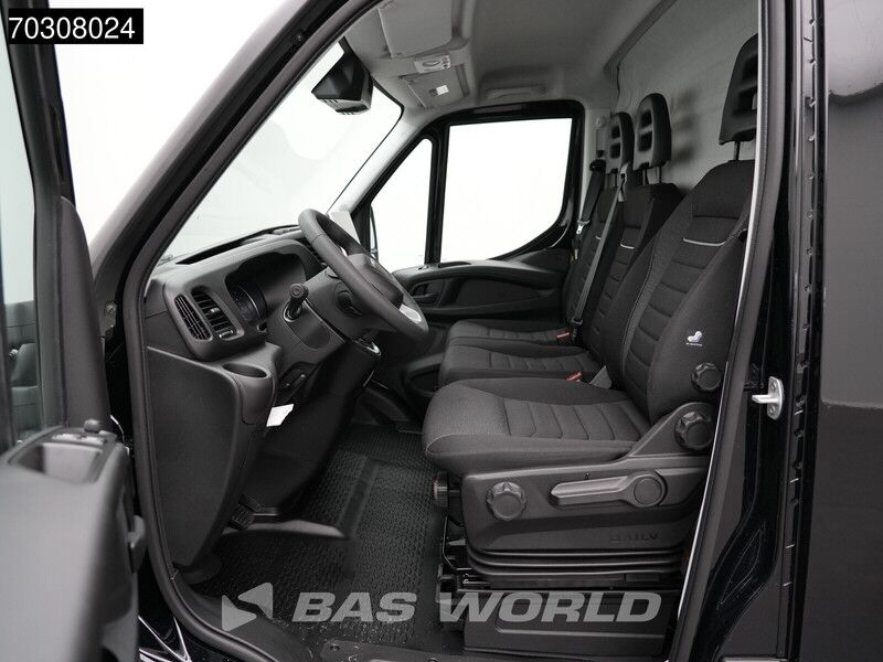 Iveco Daily 35S21 3.0L Automaat L2H2 210PK ACC LED Airco Camera Parkeersensoren CarPlay Stoelverwarming 3,5t Trekgewicht LM Velgen Euro6 L2 - Furgón: foto 3 Iveco Daily 35S21 3.0L Automaat L2H2 210PK ACC LED Airco Camera Parkeersensoren CarPlay Stoelverwarming 3,5t Trekgewicht LM Velgen Euro6 L2 - Furgón: foto 3