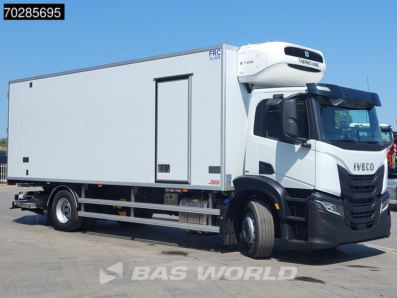 Iveco S-Way 400 4X2 NEW! 19t Thermo King T-1200 ATP Automatic 2000kg Ladebordwand Euro 6 - Frigorífico camión: foto 3 Iveco S-Way 400 4X2 NEW! 19t Thermo King T-1200 ATP Automatic 2000kg Ladebordwand Euro 6 - Frigorífico camión: foto 3