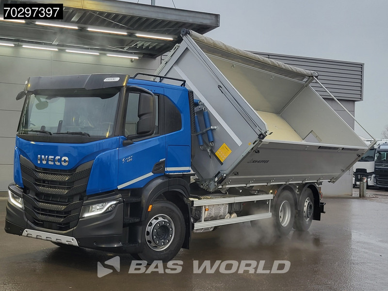 Iveco S-Way 420 6X2 NEW! 17m3 3-way KH kipper Lift+Steering axle Automatic Euro 6 - Volquete camión: foto 3 Iveco S-Way 420 6X2 NEW! 17m3 3-way KH kipper Lift+Steering axle Automatic Euro 6 - Volquete camión: foto 3