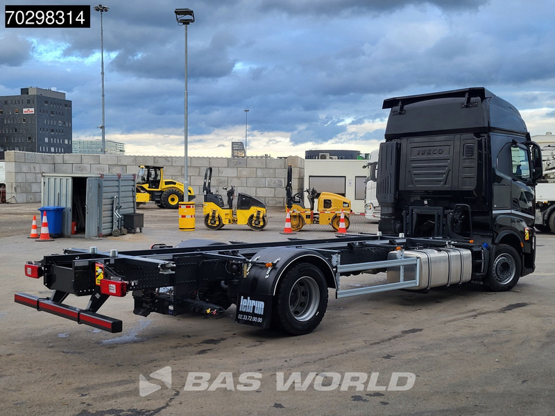 Iveco S-Way 460 4X2 NEW!! BDF Automatic Full air ACC Led Euro 6 - Portacontenedore/ Intercambiable camión: foto 5 Iveco S-Way 460 4X2 NEW!! BDF Automatic Full air ACC Led Euro 6 - Portacontenedore/ Intercambiable camión: foto 5