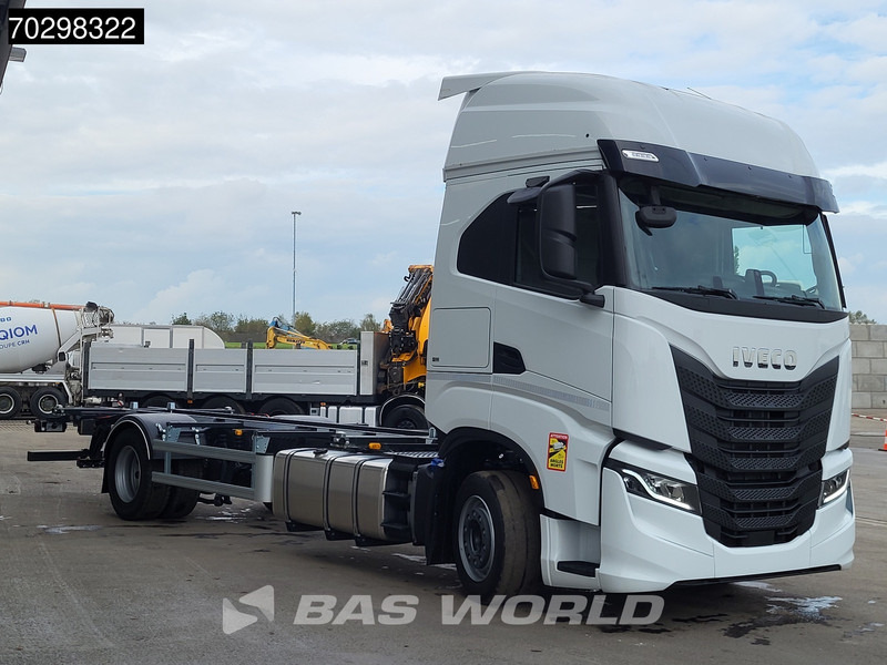 Iveco S-Way 460 4X2 New! BDF Navi ACC LED Euro 6 - Portacontenedore/ Intercambiable camión: foto 3 Iveco S-Way 460 4X2 New! BDF Navi ACC LED Euro 6 - Portacontenedore/ Intercambiable camión: foto 3