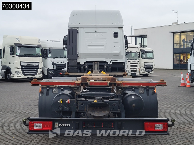 Iveco S-Way 510 6X2 Retarder Full Air Lift Axle BDF Euro 6 - Portacontenedore/ Intercambiable camión: foto 5 Iveco S-Way 510 6X2 Retarder Full Air Lift Axle BDF Euro 6 - Portacontenedore/ Intercambiable camión: foto 5