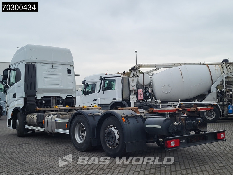Iveco S-Way 510 6X2 Retarder Full Air Lift Axle BDF Euro 6 - Portacontenedore/ Intercambiable camión: foto 2 Iveco S-Way 510 6X2 Retarder Full Air Lift Axle BDF Euro 6 - Portacontenedore/ Intercambiable camión: foto 2