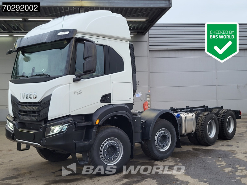 Iveco T-Way 510 8X4 NEW chassis! Retarder Big-Axle Steelsuspension LED Automatic Euro 6 - Chasis camión: foto 1 Iveco T-Way 510 8X4 NEW chassis! Retarder Big-Axle Steelsuspension LED Automatic Euro 6 - Chasis camión: foto 1